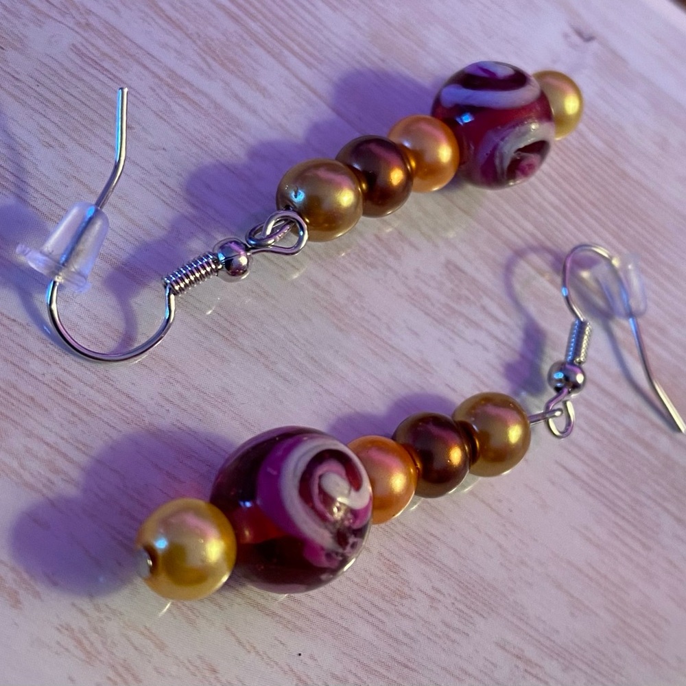 Earring - Picture 5 of 6